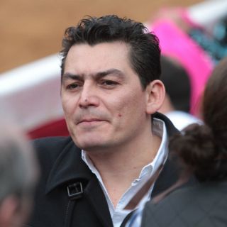 Hospitalizan a José Manuel Figueroa