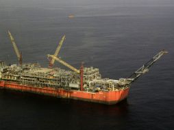 El buque 'Caballo Maya' es pieza clave en la estructura del convenio que permitiría reactivar a la empresa. AP / ARCHIVO