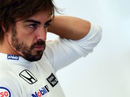 Alonso acumula 25 puestos más de sanción a los 30 que ya tenía de los reemplazos de ayer. AFP / E. Dunand