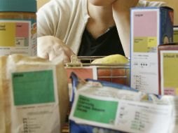 Fibra, vitamina A, vitamina C, calcio y potasio son nutrientes que mejoran considerablemente la salud y reducen riesgos. AP / ARCHIVO