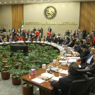 El PT y Humanista perderían registro, según proyecto del INE