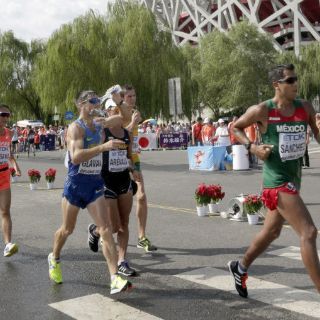 Mexicanos quedan lejos de medalla en caminata 20k de Mundial
