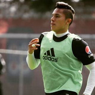 Chivas contaría con Salcedo y Ponce ante Chiapas