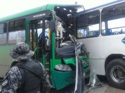 El choque, con saldo de dos fallecidos y 42 personas lesionadas, se registró el domingo en el camino a Santa Fe. ESPECIAL /