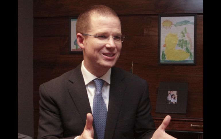 Anaya resalta que tiene aprecio y reconocimiento hacia Gustavo Madero. SUN / ARCHIVO