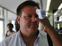 La ingesta de algunos medicamentos puede ocasionar fiebres repentinas como efectos adversos. EFE / ARCHIVO