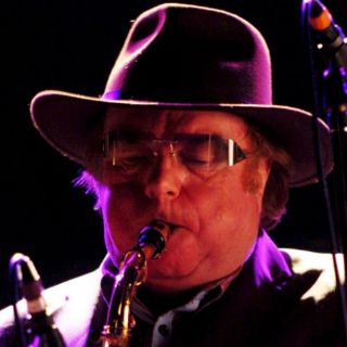 Sony compra derechos de 33 álbumes de Van Morrison