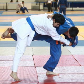 Provechosa, visita a Kazajistán: André Marx