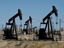 La mezcla mexicana cerró en 34.16 dólares por barril. AFP / M. Ralston