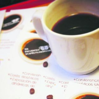 Sorbos de café con sabor a filosofía