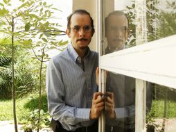 Jorge Fábregas indica que el taller también sirve para encaminar ideas y localizar dónde los textos pudieran ser más efectivos. EL INFORMADOR / E. Barrera