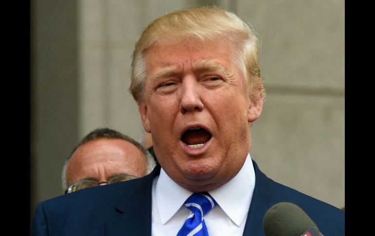 Trump se ubica momentáneamente al frente de la contienda republicana. AFP / D. Emmert