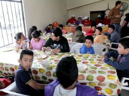Para los desayunos calientes, el organismo elaborará 20 menús para que cada plantel elabore los platillos con ayuda de los padres. EL INFORMADOR / ARCHIVO