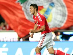 Con estos tres puntos, guiados de la mano de Jiménez, el vigente monarca del balompié lusitano llega a seis puntos. EFE / M. De Almeida