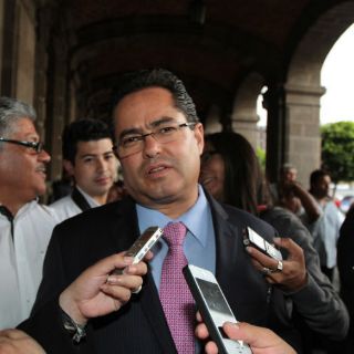 Leonel Luna será el coordinador perredista en la ALDF