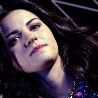 Maite Perroni niega que ya piense casarse