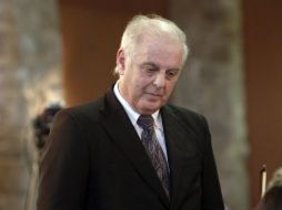 Barenboim busca hacer la música accesible a todo el mundo, ''independientemente de fronteras nacionales, religiosas o étnicas''. AFP / ARCHIVO