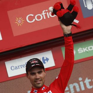 Domoulin gana novena etapa y es líder de la Vuelta