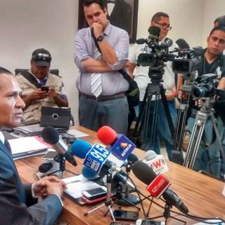 Revelan que De la Peña salió de casa por problemas personales