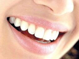 Al sonreír te rodeas de una energía positiva y te verás más atractiva. SUN / ARCHIVO