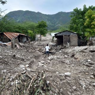Papa Francisco expresa condolencias por víctimas de 'Erika'