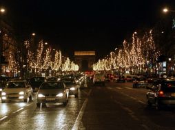 Se calcula que en París existen entre 15 mil y 20 mil vehículos a los que conciernen las restricciones. NTX / ARCHIVO