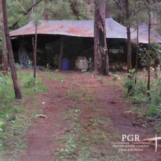 La PGR desmantela laboratorio de drogas en Jalisco