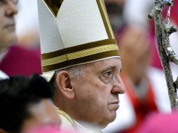 El Papa llama a evitar la soledad, porque el ministerio presbiteral no se puede concebir de una manera individual o individualista. AFP / ARCHIVO