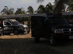Elementos de la Policía Municipal asignados a la zona llegan al inmueble luego del atraco. NTX / ARCHIVO