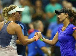 Petra Cetkovska en su enfrentamiento con Caroline Wozniacki en el estadio Arthur Ashe. AFP / C. Brunskill