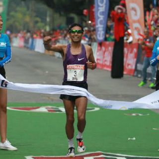 Daniel Vargas domina el Medio Maratón del Atlas
