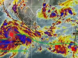 El fenómeno se ubica a 305 kilómetros de Isla Socorro, en Colima. TWITTER / @conagua_clima