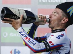 Rodríguez alcanza el primer lugar. EFE / J. Lizón