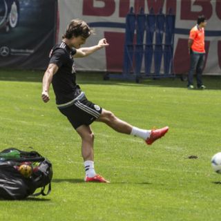 Chivas no quiere ceder ante el Tri Sub-22