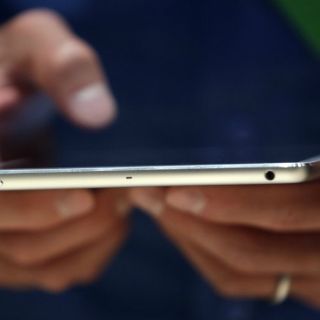 Dispositivos electrónicos democratizan lectura pero con desigualdad