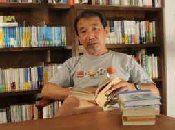 La nueva obra de Murakami reúne ensayos inéditos sobre su vida. FACEBOOK / Haruki Murakami