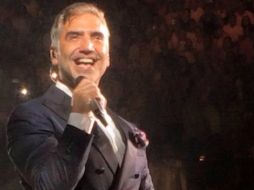 'El Potrillo' posterga conciertos en el Auditorio Nacional por recomendación médica. FACEBOOK / Alejandro Fernández