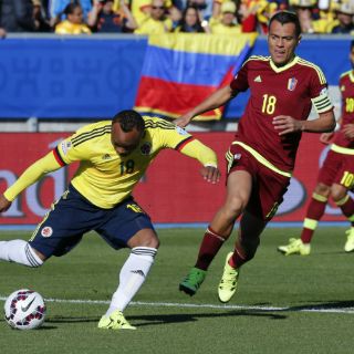 Juan Arango anuncia su retiro de la vinotinto