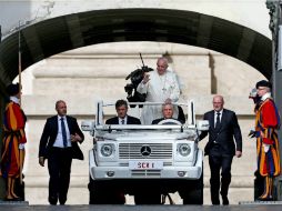 De acuerdo al líder católico, las iglesias con las puertas cerradas no deberían llamarse iglesias, porque más bien son museos. EFE / A. Di Meo