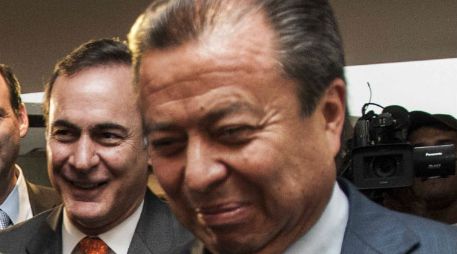 Camacho Quiroz, presidente de la Junta, detalla que el ahorro del 50% se estaría destinando al tema educativo. SUN / ARCHIVO