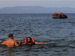 Dmitri Peskov exhorta a la comunidad internacional a resolver el problema de los refugiados sirios que están huyendo hacia Europa. EFE / O. Panagiotou