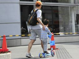 La obligación de proveer alimentos a los hijos se genera a partir del reconocimiento de paternidad, según la Primera Sala de la Corte. EFE / ARCHIVO