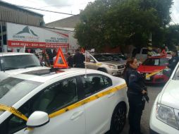 Los hechos ocurrieron afuera de un negocio de compra venta de autos usados en el cruce de Vázquez Coronado y Cruz del sur. ESPECIAL /