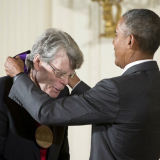 Obama premia a Stephen King