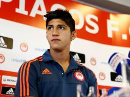 Pulido fue presentado en el tradicional 'Día de Medios'. ESPECIAL / www.olympiacos.org