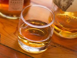 La venta de whisky respresenta 25.7% del mercado, sólo debao del tequila (36.7%). AFP / ARCHIVO