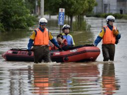 El paso del tifón ''Etau'' por Japón ha provocado inundaciones y deslaves. EFE / F. Robichon