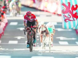 El líder de la vuelta a España aseguró que el ataque final de la etapa fue 'para sacar tiempo'. AP / D. Olza