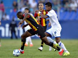 Anangonó dejó escapar el segundo tanto del encuentro al minuto 73, cuando mandó el balón a la tribuna. MEXSPORT / I. Ortiz