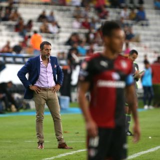 Matosas le daría el gafete de capitán a Rafa Márquez